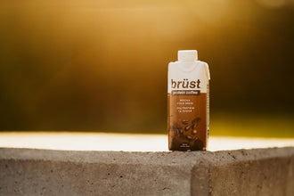 BRÜST PROTEIN COFFEE MOCHA - Chocolatey slightly sweet (20g Protein, 50mg Caffeine, 100 Calories) Chocolatey, Smooth, Slightly Sweetened Cold Brew Coffee, 330mL, 12 Pack, Brust Iced Coffee - AS SEEN ON DRAGON'S DEN