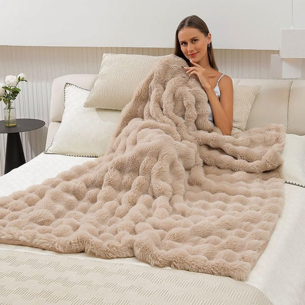 Faux Fur Throw Blanket Fleece Bubble Blanket Casa Carina-Super Soft Fluffy Fuzzy Blanket Plush Blanket-Cozy and Thick for Couch Chair Bed 160x200cm(63x79in) Camel