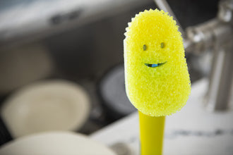 Scrub Daddy Dish Wand, Soap Dispensing Dish Brush, Texture Changing Washing Up Sponge with Liquid Handle, Built-in Scraper & Detachable Scrubbing Head, Drip Stand, Yellow