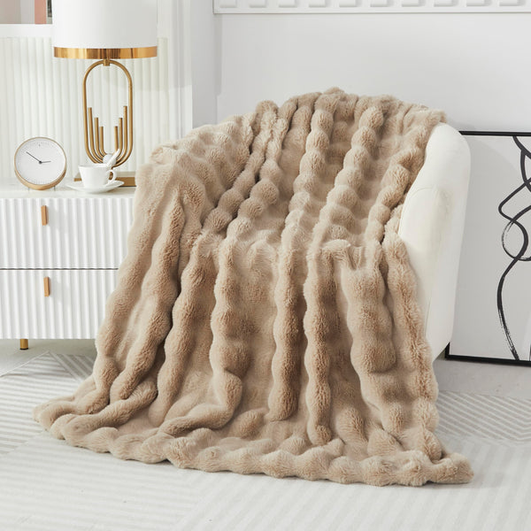 Faux Fur Throw Blanket Fleece Bubble Blanket Casa Carina-Super Soft Fluffy Fuzzy Blanket Plush Blanket-Cozy and Thick for Couch Chair Bed 160x200cm(63x79in) Camel