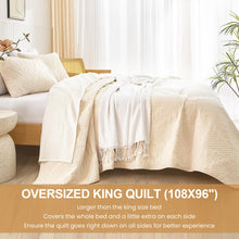 HiSnug Cream Quilt King Size, Ultrasonic Oversized King Quilts with Pillow Shams, Soft Lightweight Summer Bedspread Coverlets for All Seasons, 3 Pieces (1 Quilt, 2 Pillow Shams)