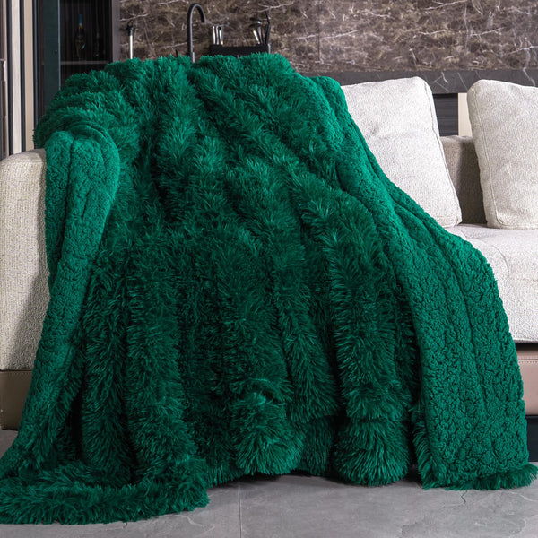 Pawque Faux Fur Throw Blankets, Comfy Microfiber Accent Chic Plush Fuzzy Blanket, Lightweight Long Hair Shaggy Blanket, Reversible Fluffy Cozy Fuzzy Blanket for Bedroom Sofa Couch, 60x80 inches, Green