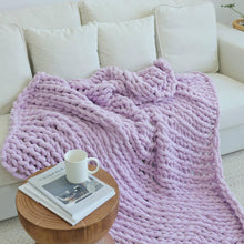 Maetoow Chenille Chunky Knit Blanket Throw （50×60 Inch）, Handmade Warm & Cozy Blanket Couch, Bed, Home Decor, Soft Breathable Fleece Banket, Christmas Thick and Giant Yarn Throws，Purple